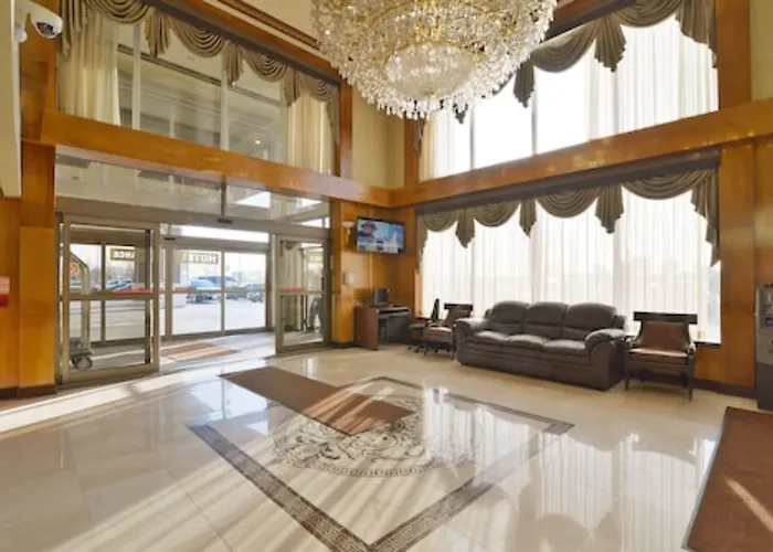 Woodbine Hotel & Suites Toronto